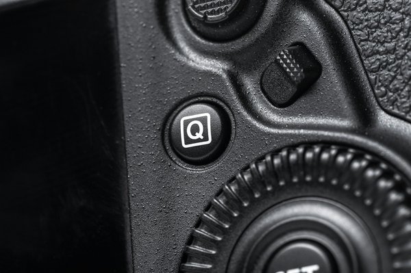 Comment utiliser la fonctionnalité de mise au point automatique en continu pour des vidéos fluides sur un OnePlus 8 Pro?